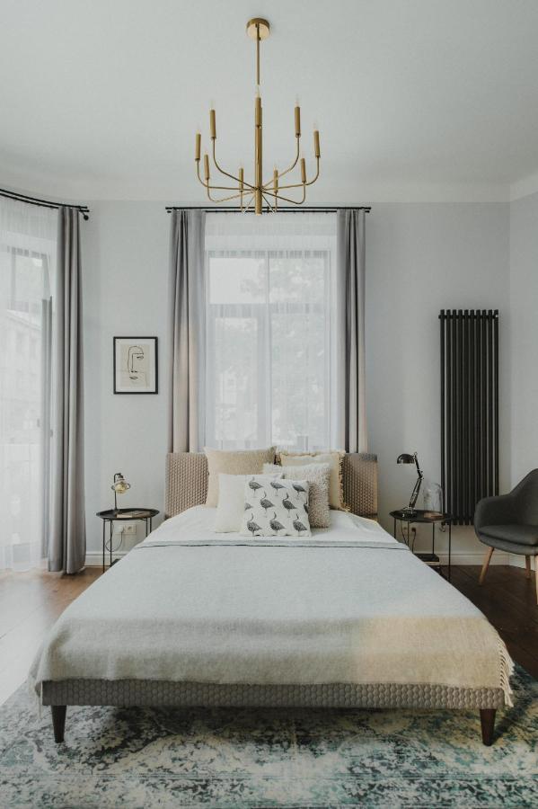 Cozy Apartment Near Zalgirio Arena By Urban Rent Kaunas Buitenkant foto