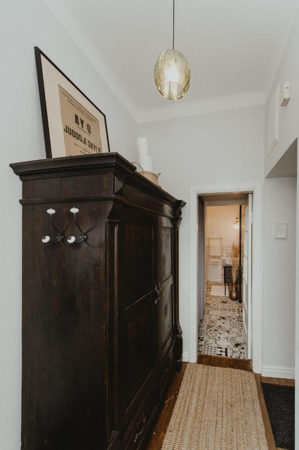 Cozy Apartment Near Zalgirio Arena By Urban Rent Kaunas Buitenkant foto