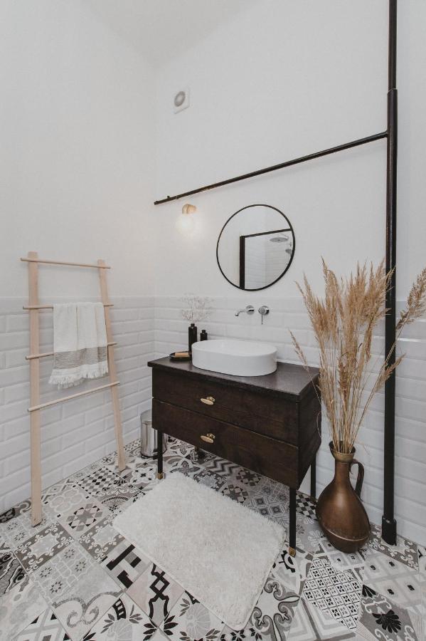Cozy Apartment Near Zalgirio Arena By Urban Rent Kaunas Buitenkant foto