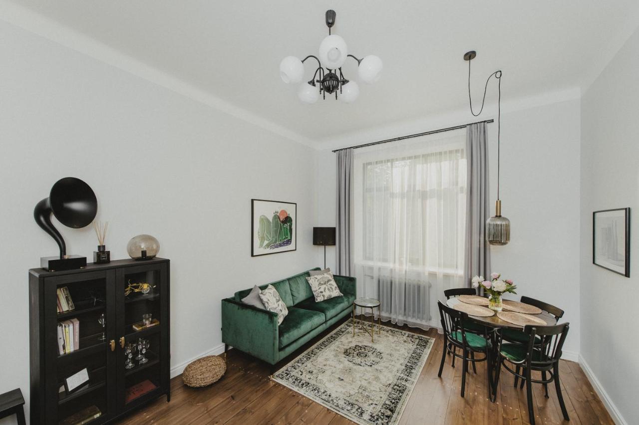 Cozy Apartment Near Zalgirio Arena By Urban Rent Kaunas Buitenkant foto