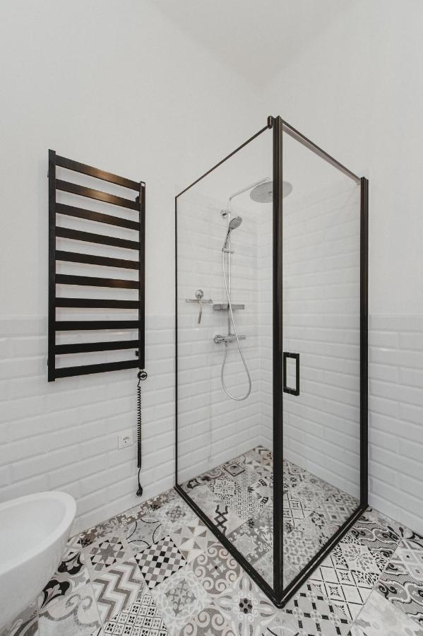 Cozy Apartment Near Zalgirio Arena By Urban Rent Kaunas Buitenkant foto