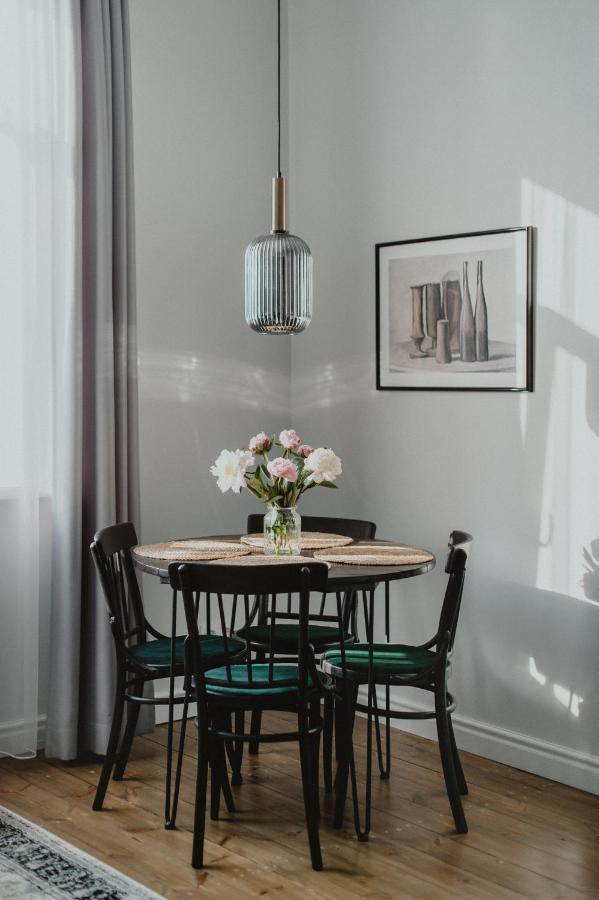 Cozy Apartment Near Zalgirio Arena By Urban Rent Kaunas Buitenkant foto