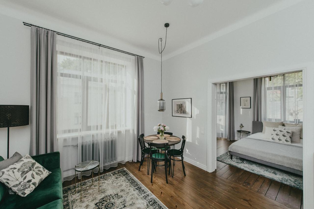 Cozy Apartment Near Zalgirio Arena By Urban Rent Kaunas Buitenkant foto